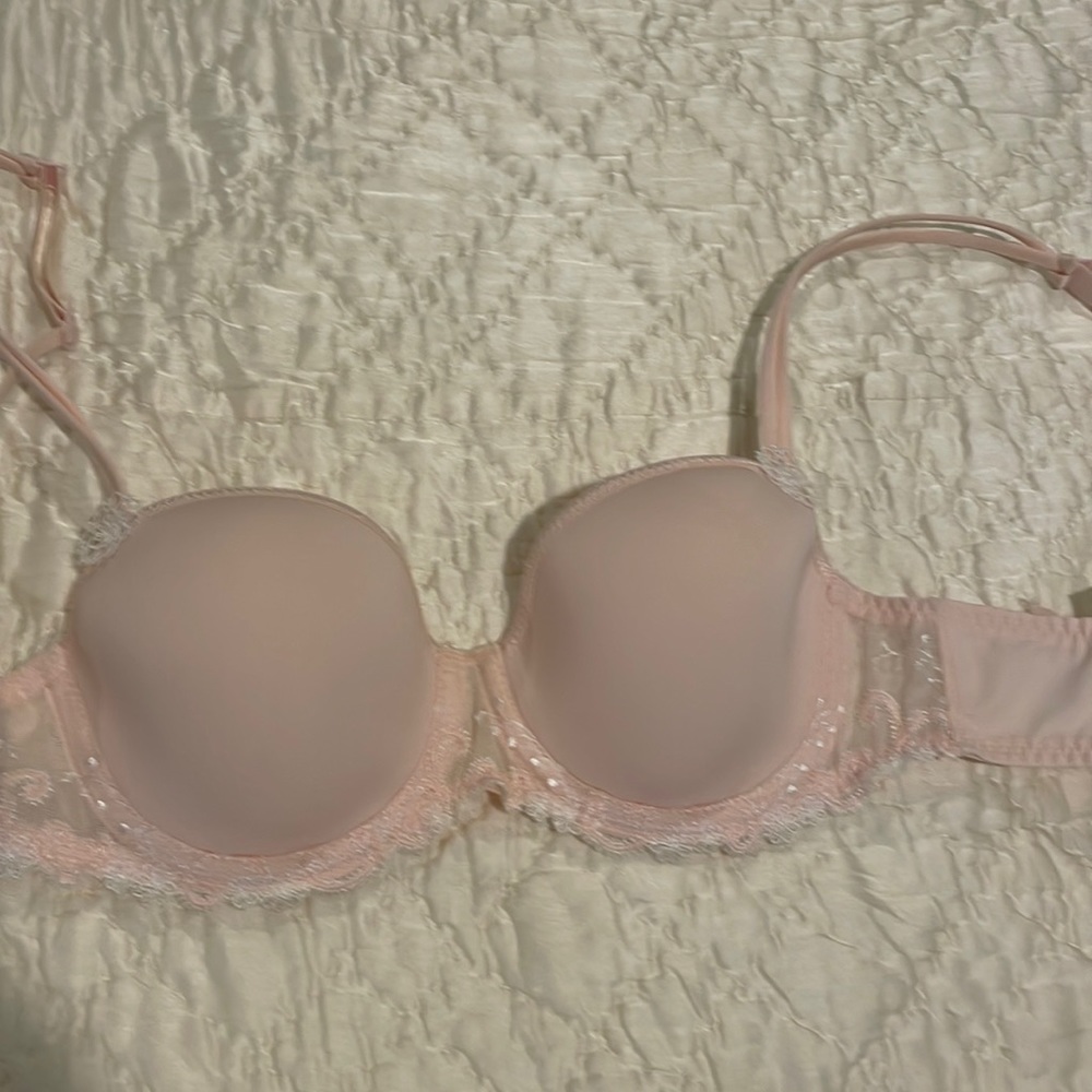 Simone Perele light pink bra. 32B